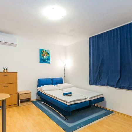 Sun Studio Apartman Задар Экстерьер фото